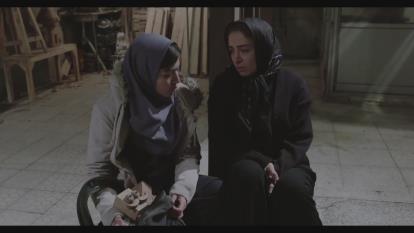 دانلود رایگان فیلم لاک قرمز