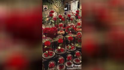 گل ها قرمز