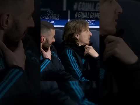 پوستر لحظات خنده‌دار😂فوتبال طنز