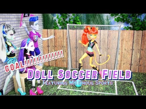 ساخت زمین فوتبال عروسکی | نقد سریع MH Ghoul Sports - Handm