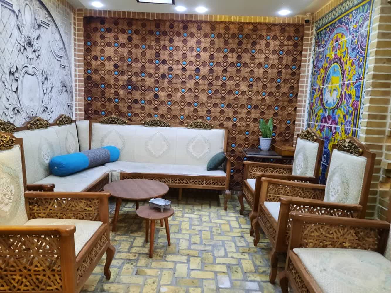 مجموعه رستورانی مشرف