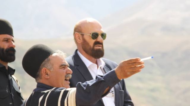 دکترجهانگیر داودی در میان عشایر