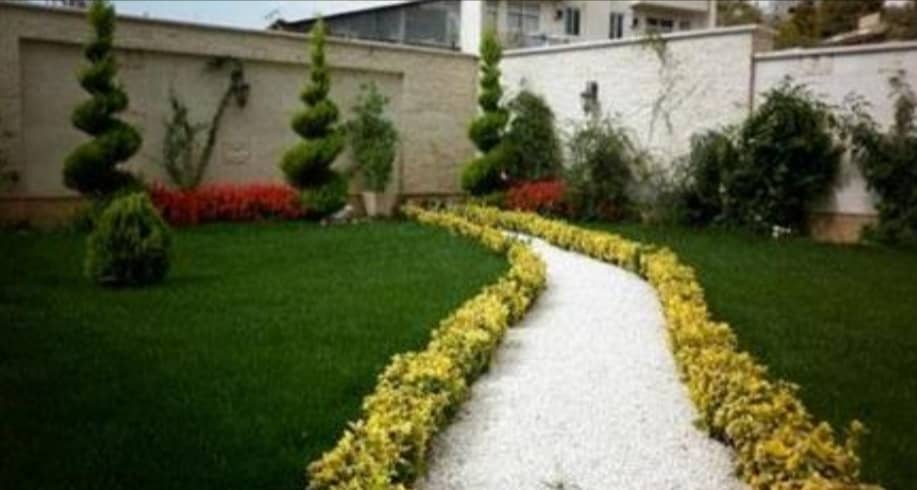 باغچه كارى و گلكارى حياط در تهران