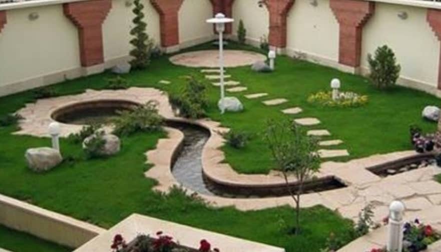 باغچه كارى و گلكارى حياط در تهران