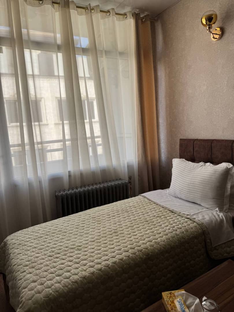 تصویر ششم نمونه کار بازسازی سرویس بهداشتی