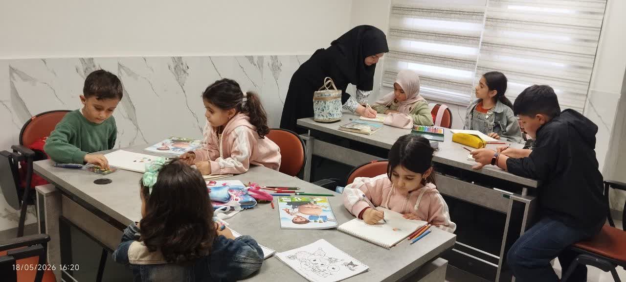 کلاس نقاشی کودک در قزوین