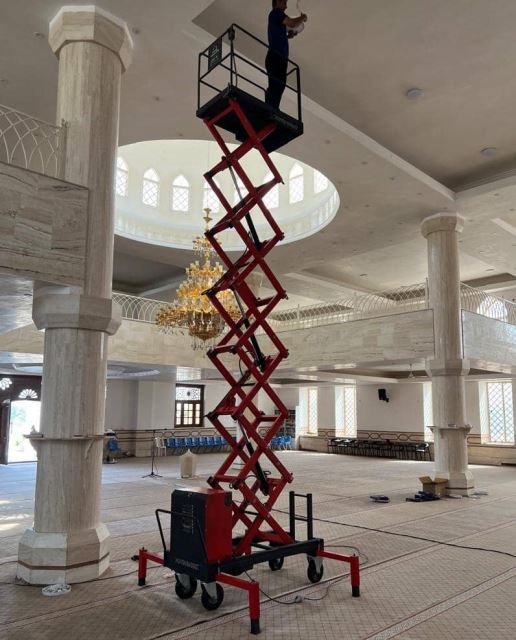 اجاره بالابر اکاردئونی در اصفهان