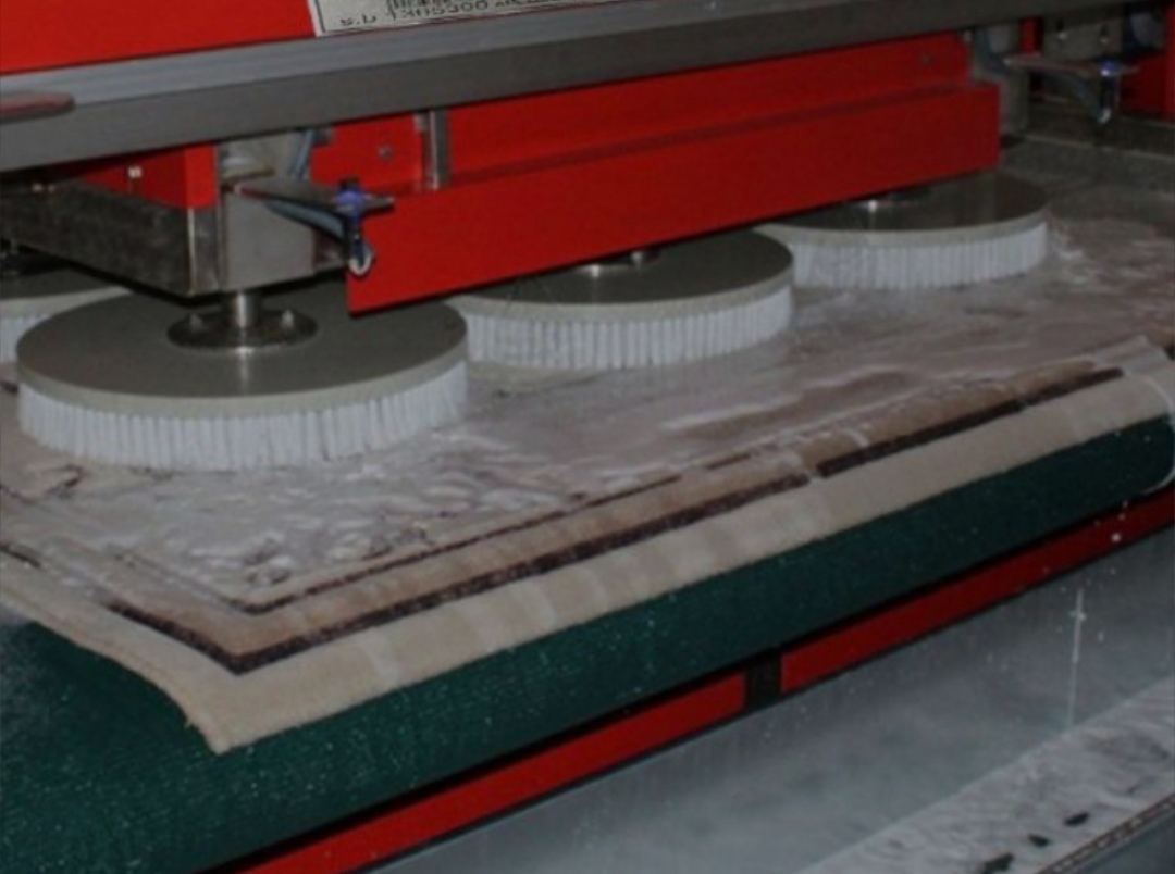 دستگاه قالیشویی