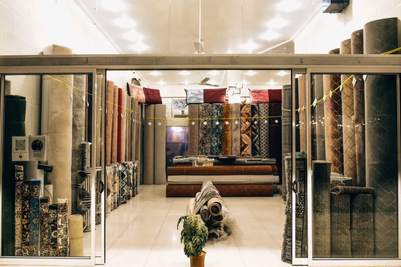 گالری موکت و گلیم علیزاده 