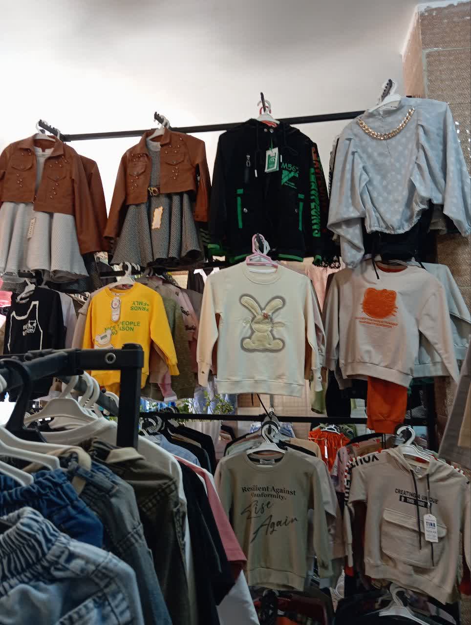 لباس فروشی در پادنا