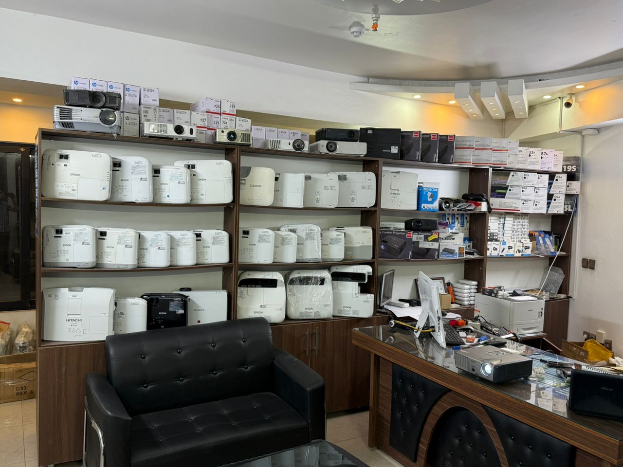 قیمت دیتا پرژکتور خانگی در اصفهان