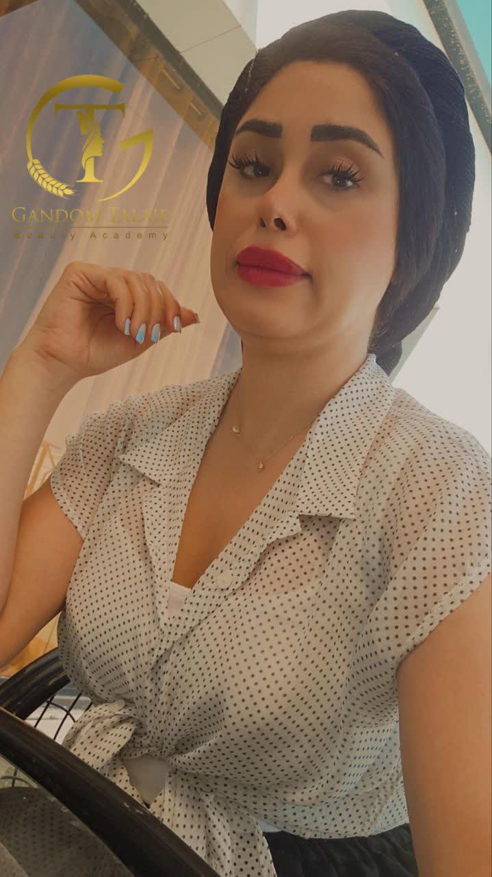 مهشید خاموش