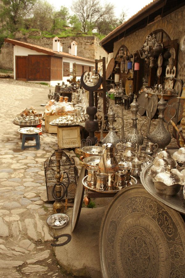 سمساری در خیابان شریعتی