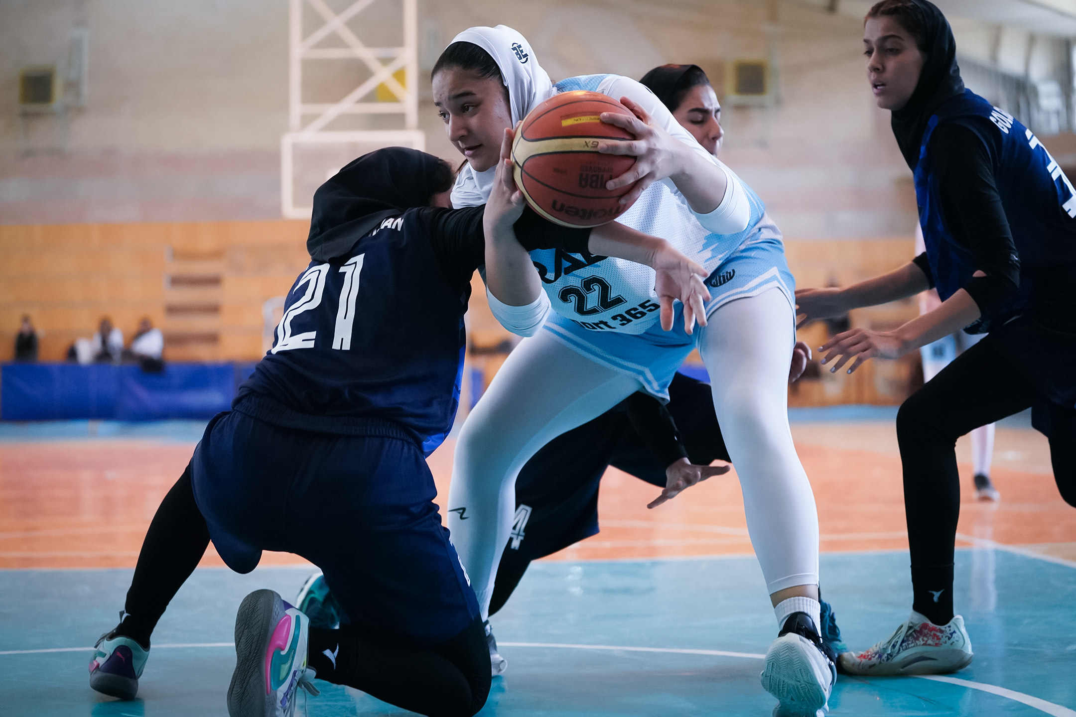 حرفه ای ترین کلاس بسکتبال نیاوران