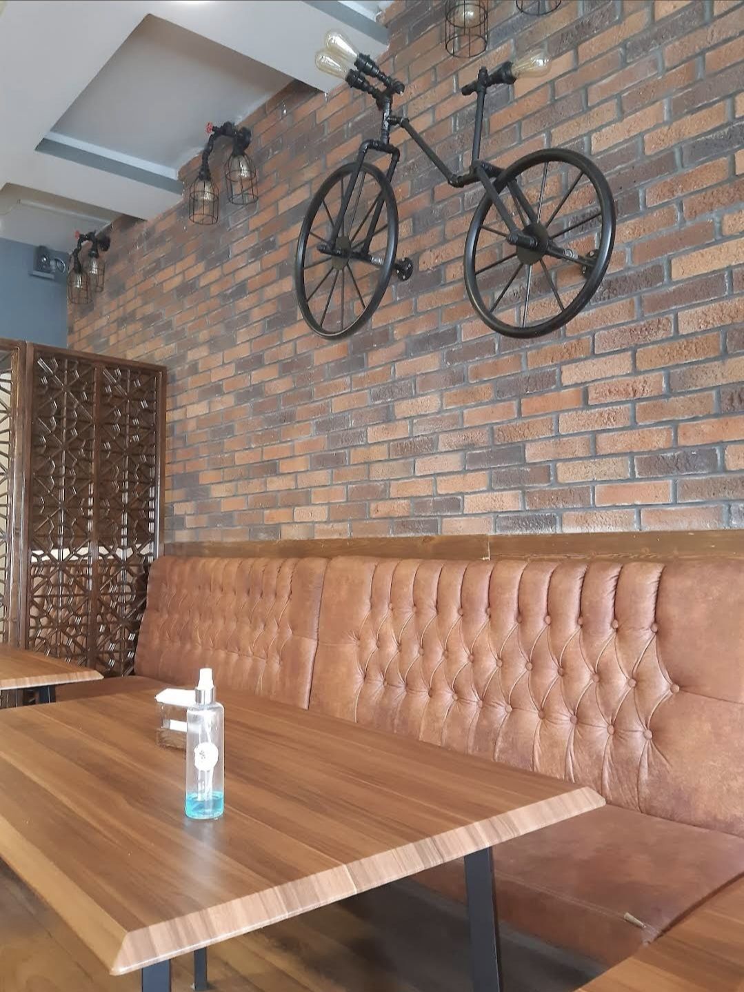 کافه رستوران در ساوه