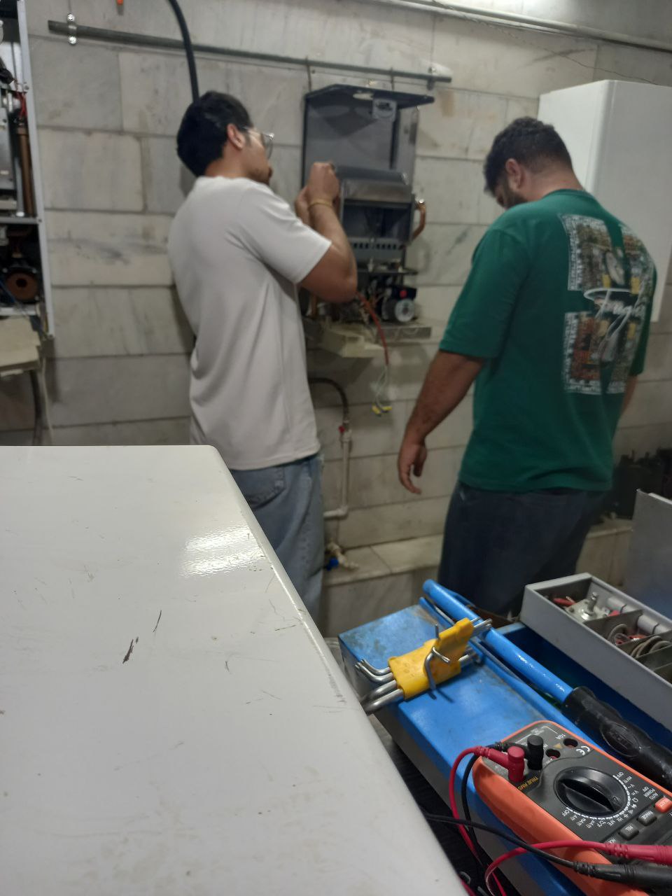 مدرن ترین آموزش تعمیر پکیج در اصفهان