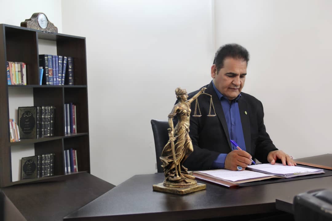 بهترین وکیل آقا در مشهد