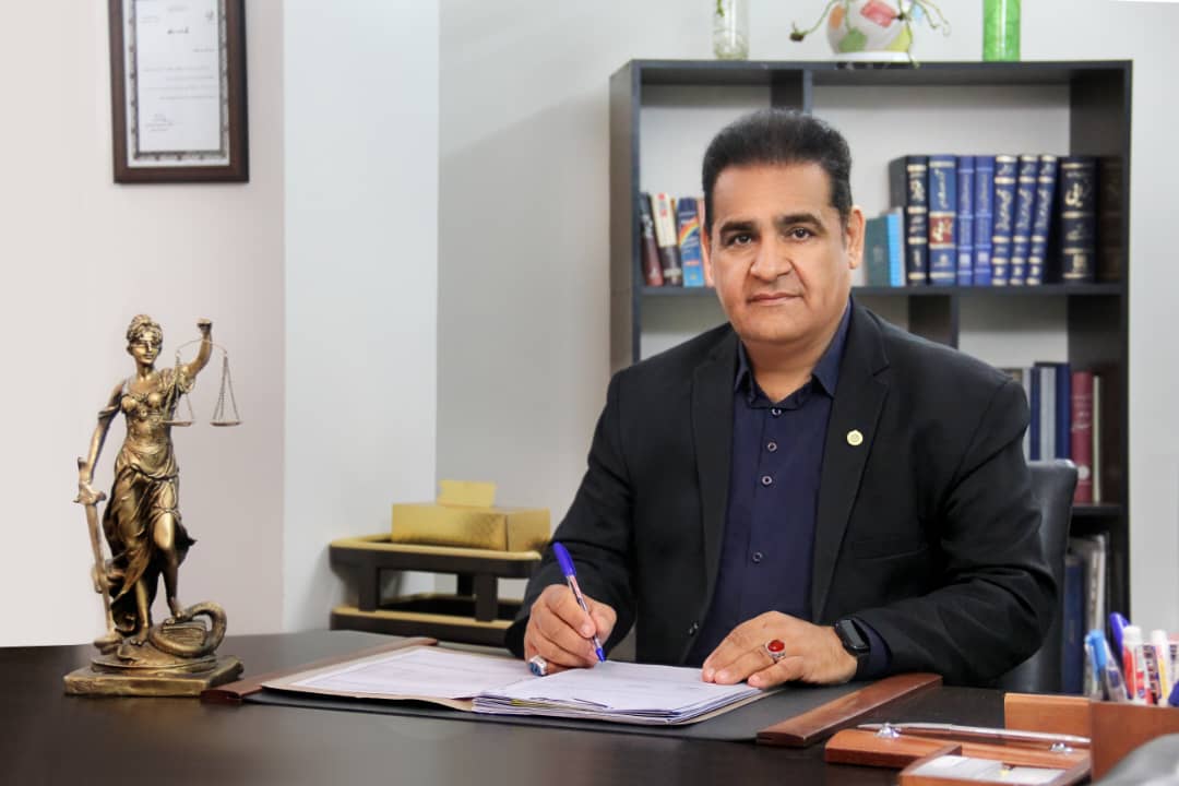 بهترین وکیل آقا در مشهد