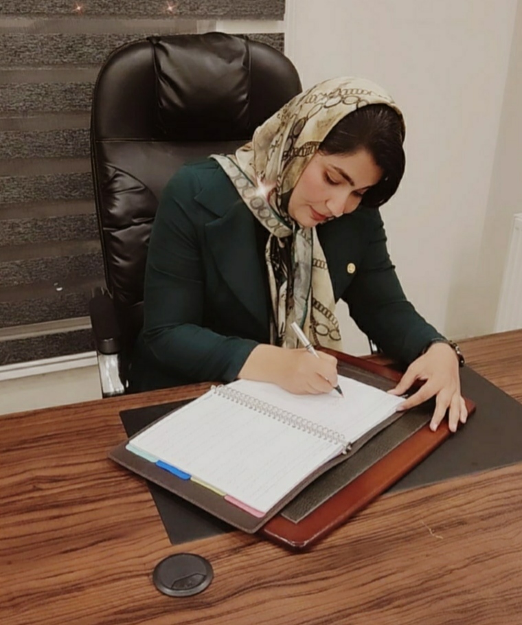 وکیل پایه یک دادگستری در شیراز09919336905 