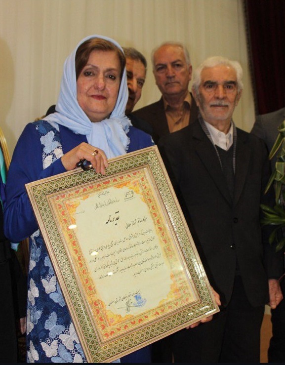 آموزشگاه لباس عروس در اصفهان 