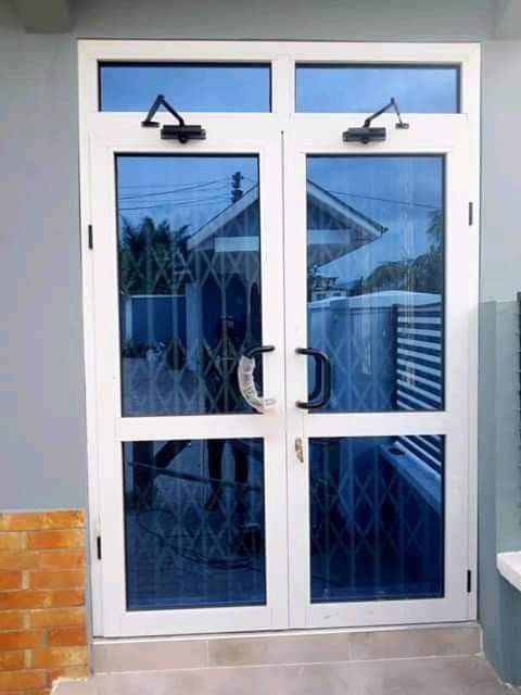 پنجره UPVC