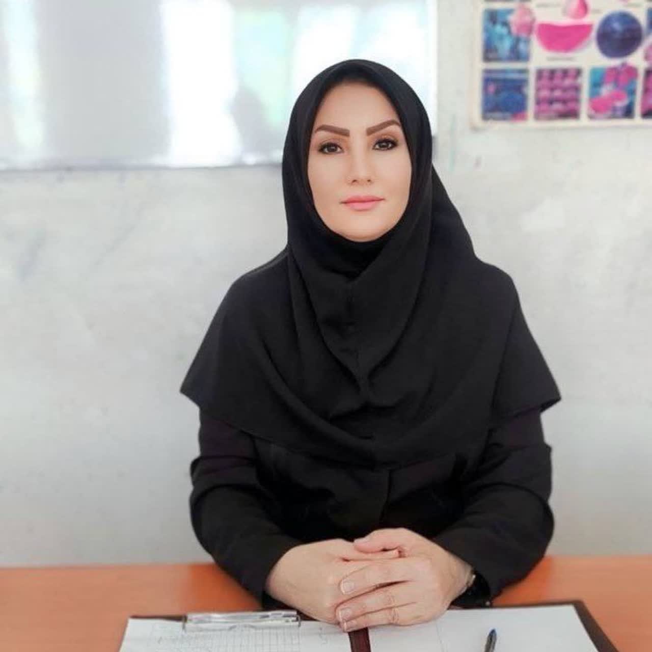 مریم حیدری 