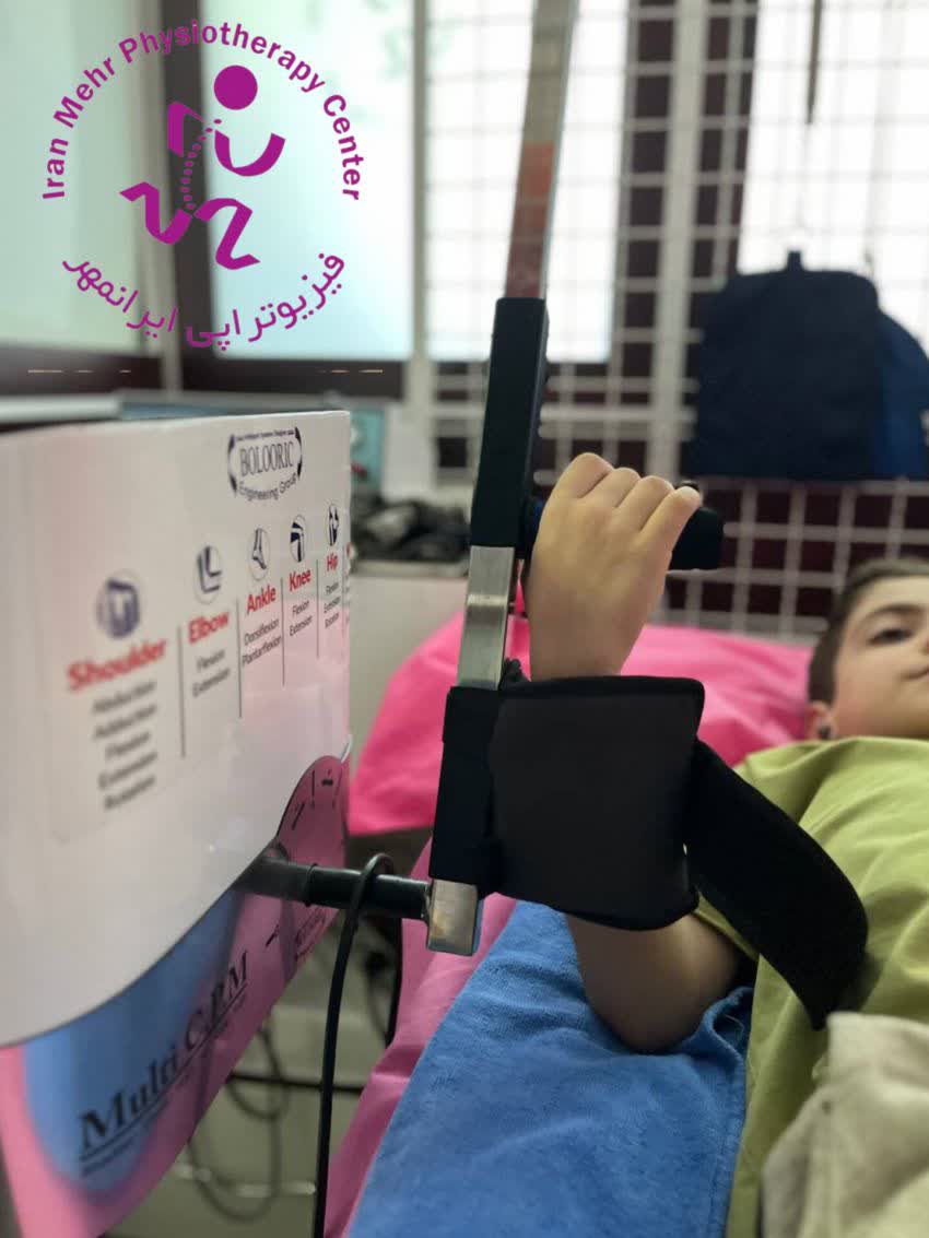 افزایش دامنه حرکتی با استفاده از دستگاه CPM