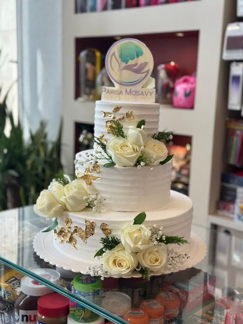 شیرینی فروشی در منطقه 22 تهران