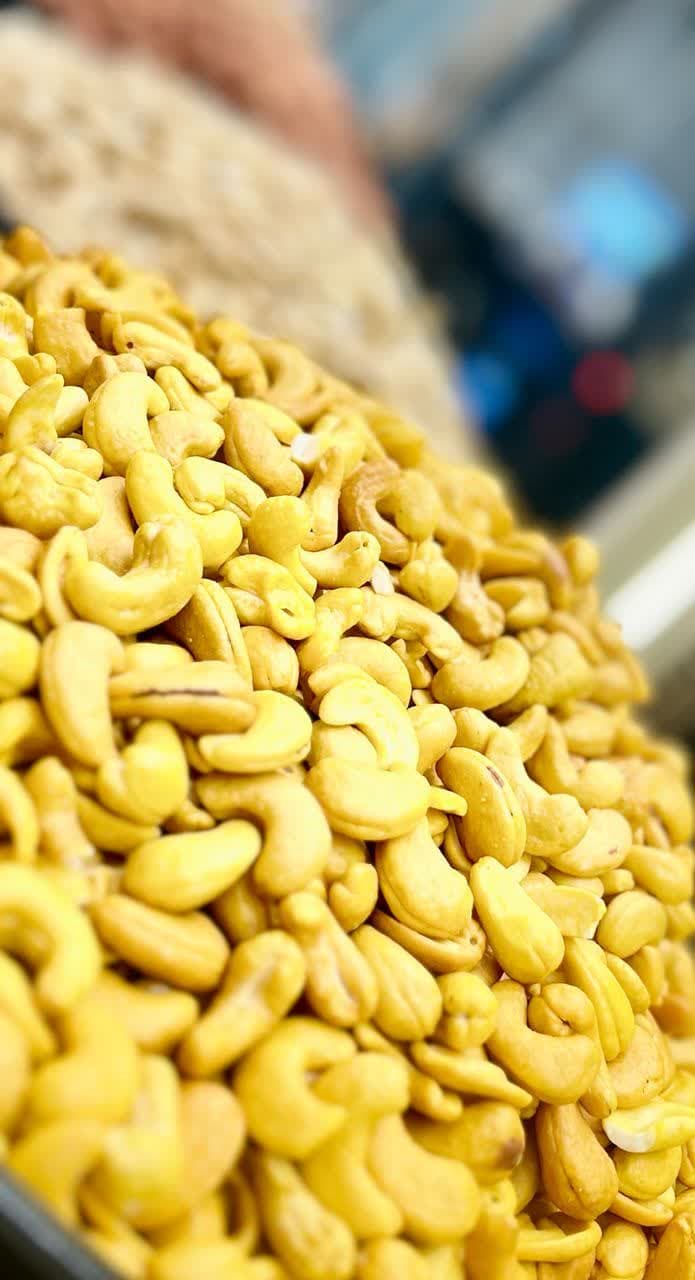 شیرینی فروشی در منطقه 22 تهران