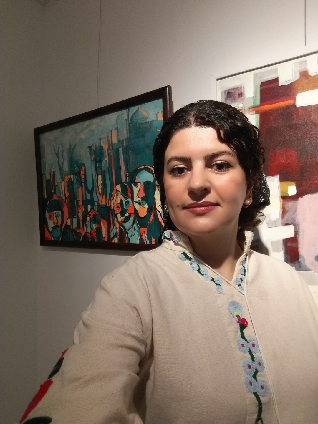 فاطمه آقاکبیری