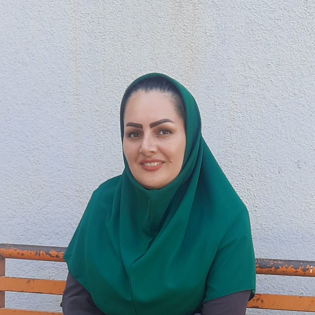 منیژه ساداتی