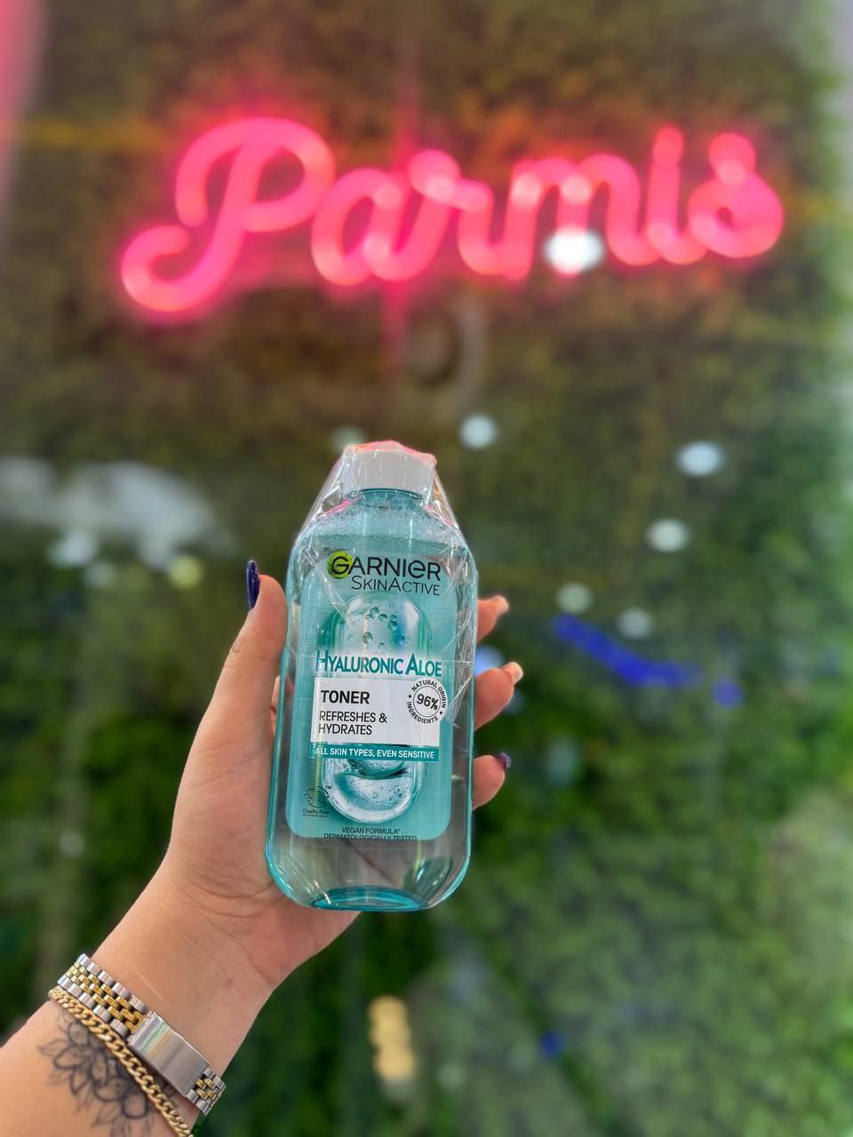 گالری پارمیس محمودی در قروه