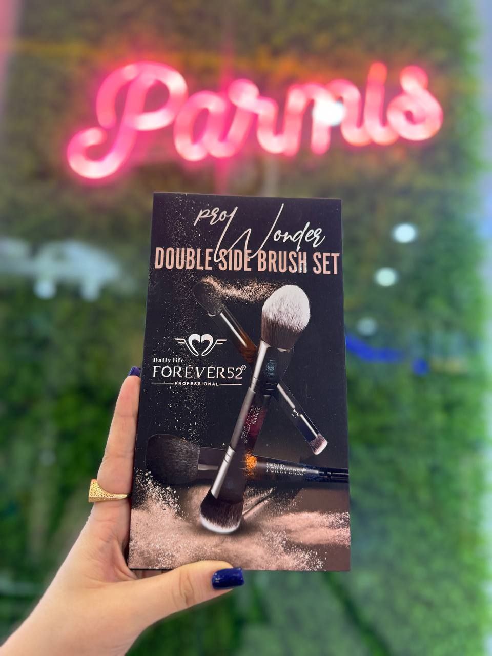 گالری پارمیس محمودی در قروه