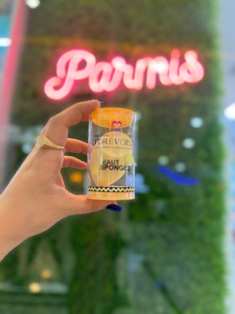 گالری پارمیس محمودی در قروه