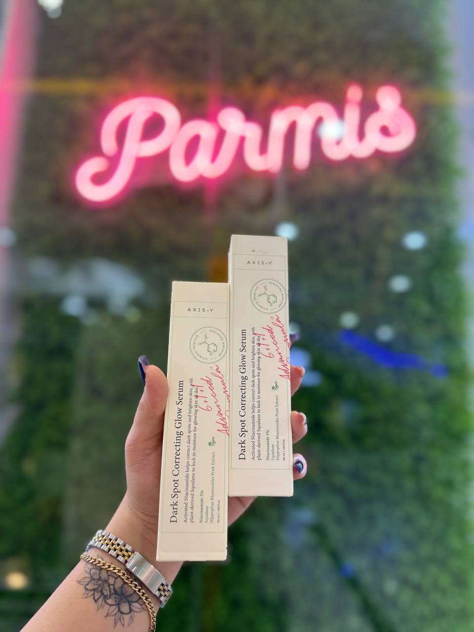 گالری پارمیس محمودی در قروه