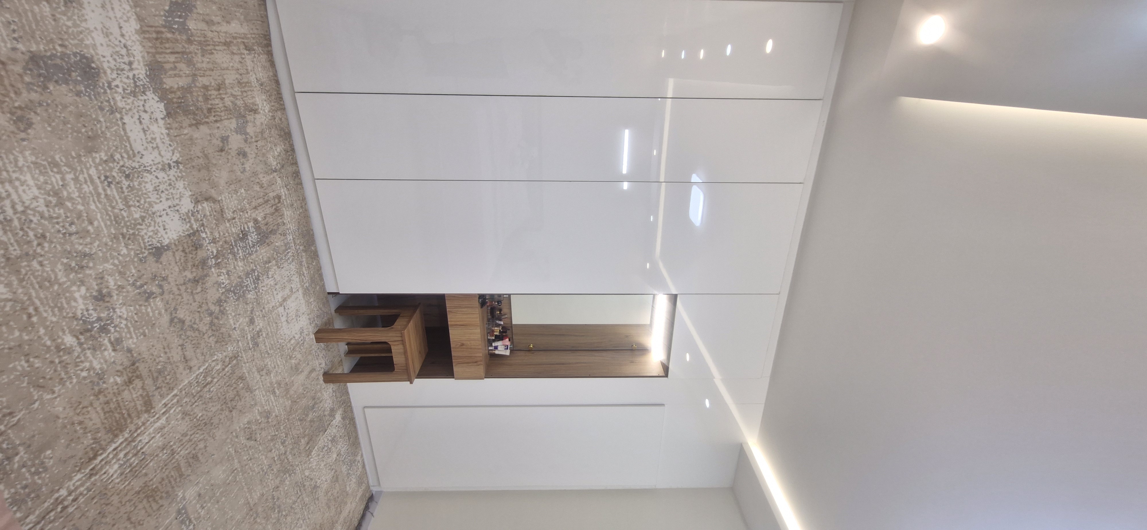 کابینت وکمددیواری در اصفهان