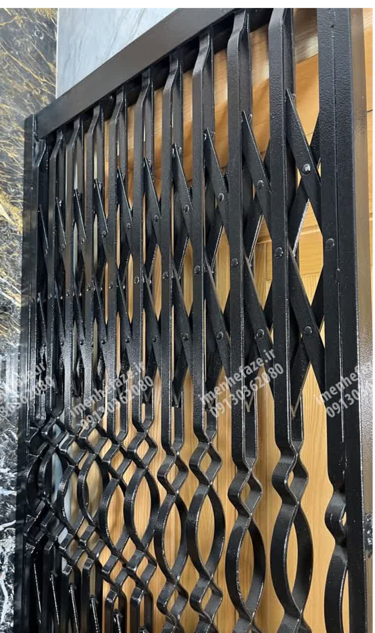 خرید درب آکاردون در اصفهان