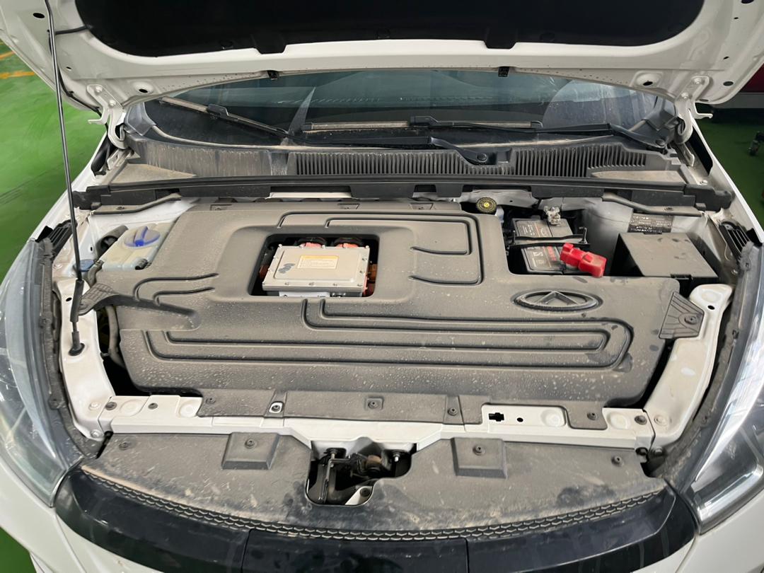 خدمات تخصصی برق خودرو خارجی