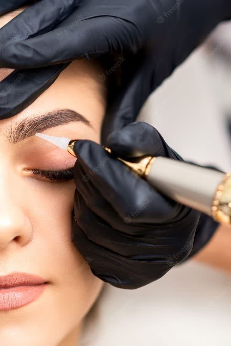 بهترین مرکز میکروبلیدینگ هروی