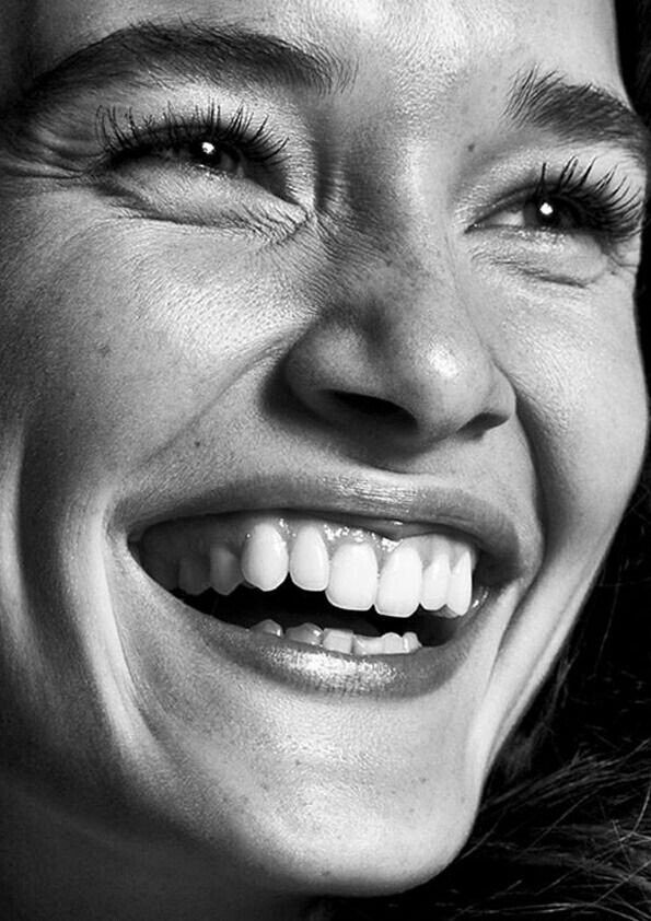 کاشت و جراحی ایمپلنت اقساطی در نجف اباد