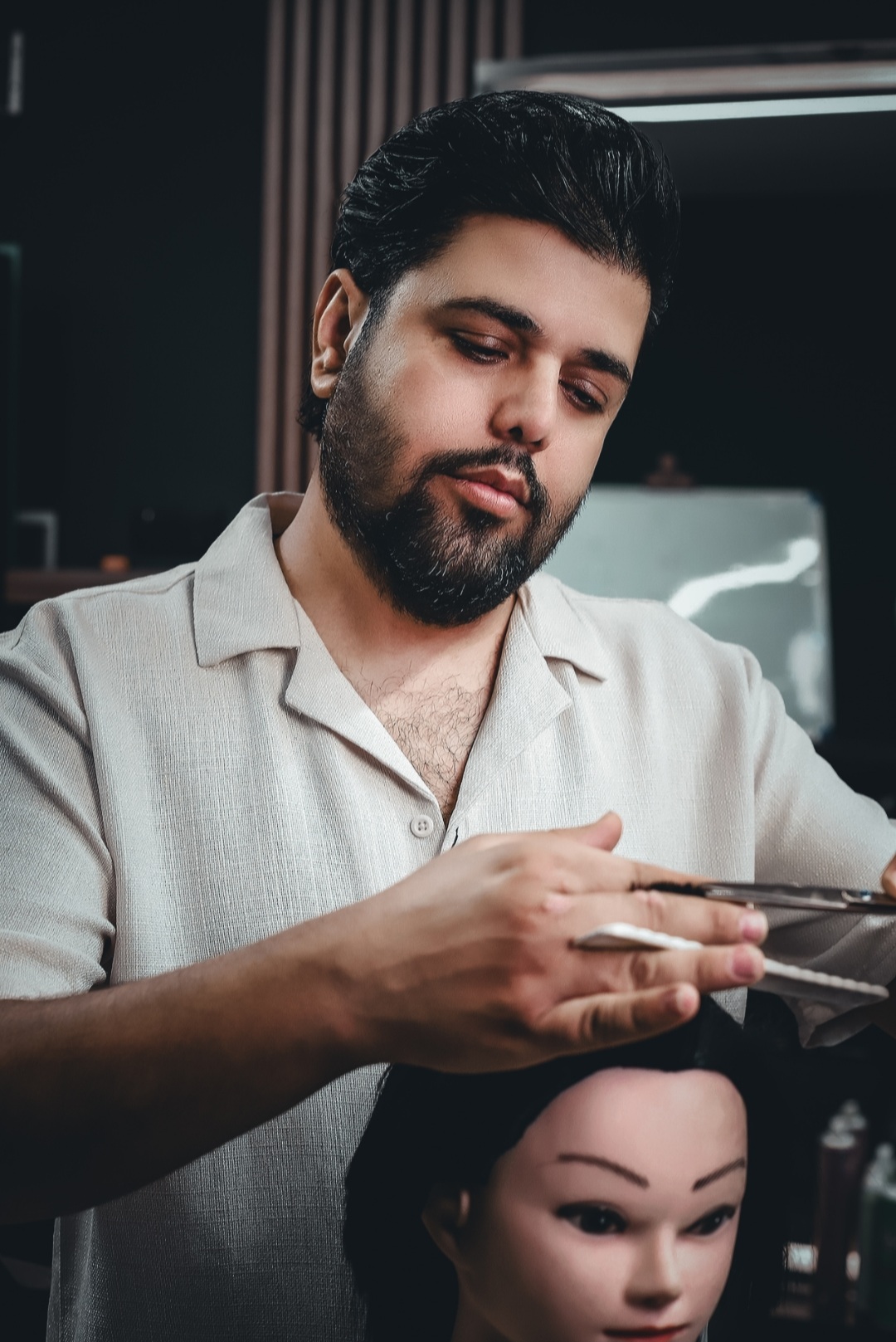 آموزشگاه آرایشگری مردانه کرمان