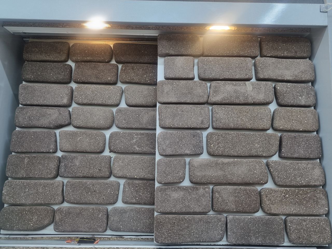 آجرنمای مرجان در اصفهان