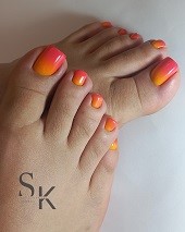 بهترین ناخن کار کرمان  