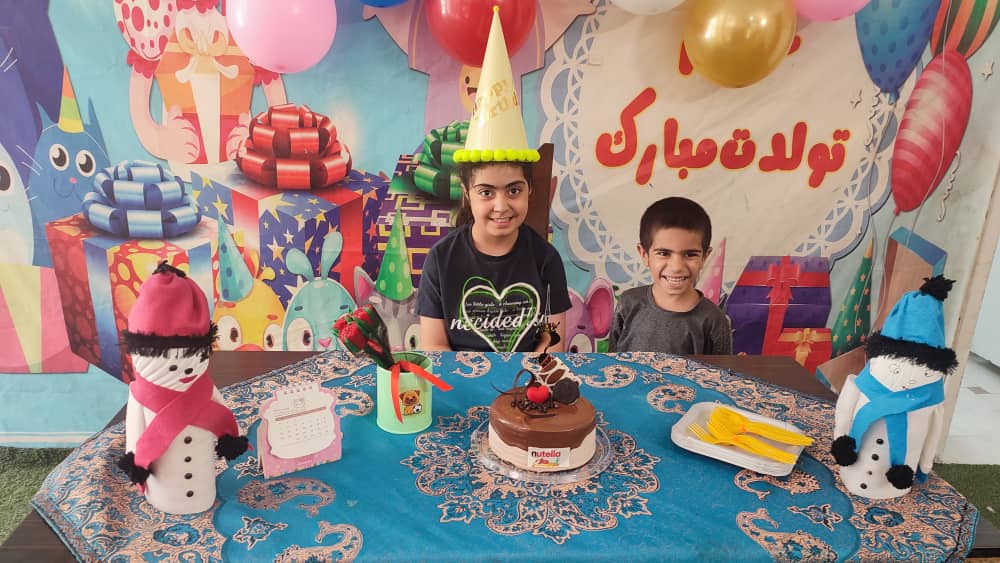 دبستان دخترانه  گلهای توانا