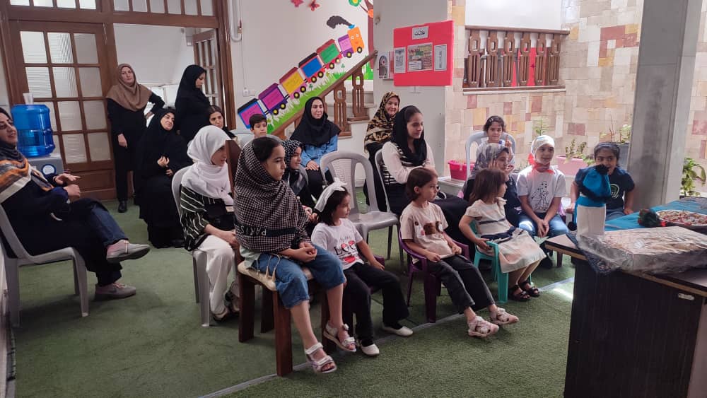 دبستان دخترانه  گلهای توانا