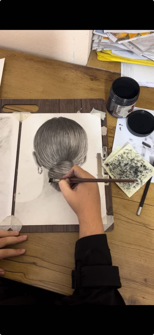 مربی نقاشی یاسوج