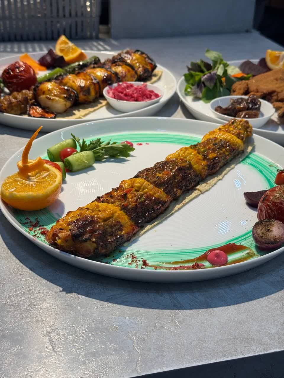 کبابی مناسب دورهمی خانوادگی در بروجن