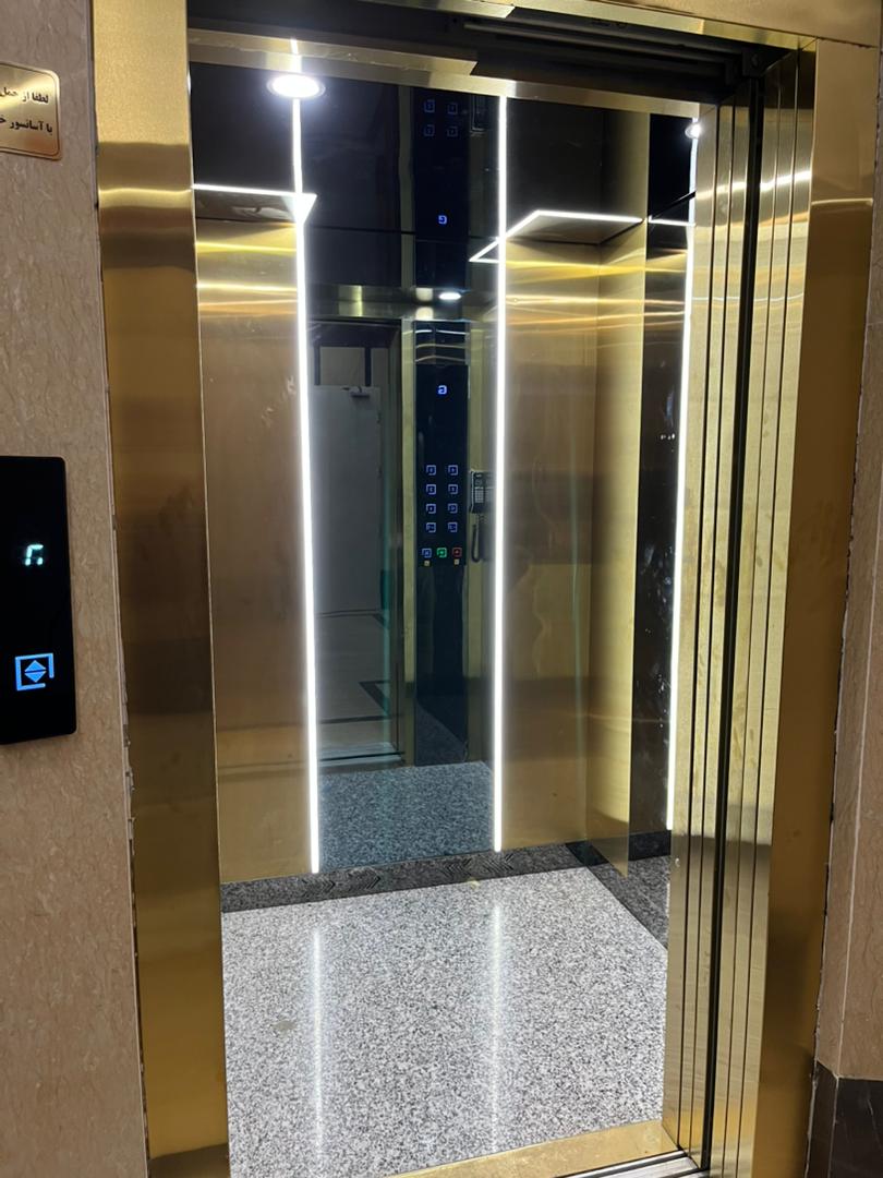اسانسور در پرديس