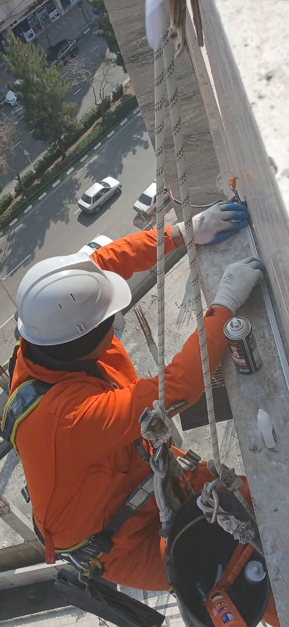 کار در ارتفاع مشهد