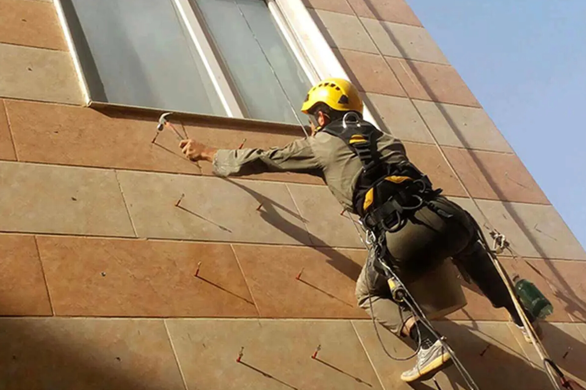 نصب داربست فلزی در تهرانپارس پیچ و رولپلاک